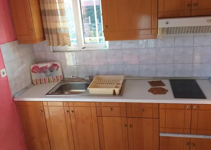 Alexis 아파트 사밀